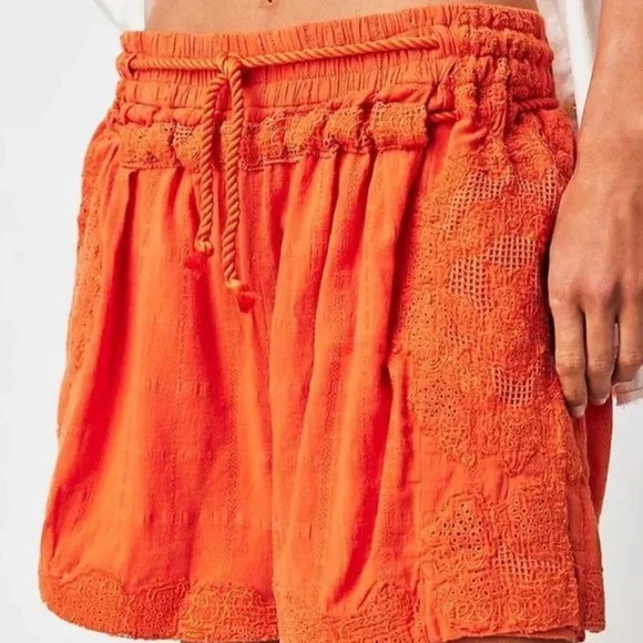 NWOT Free People | Day Blooms Cutwork Shorts | XS - Picture 2 of 8